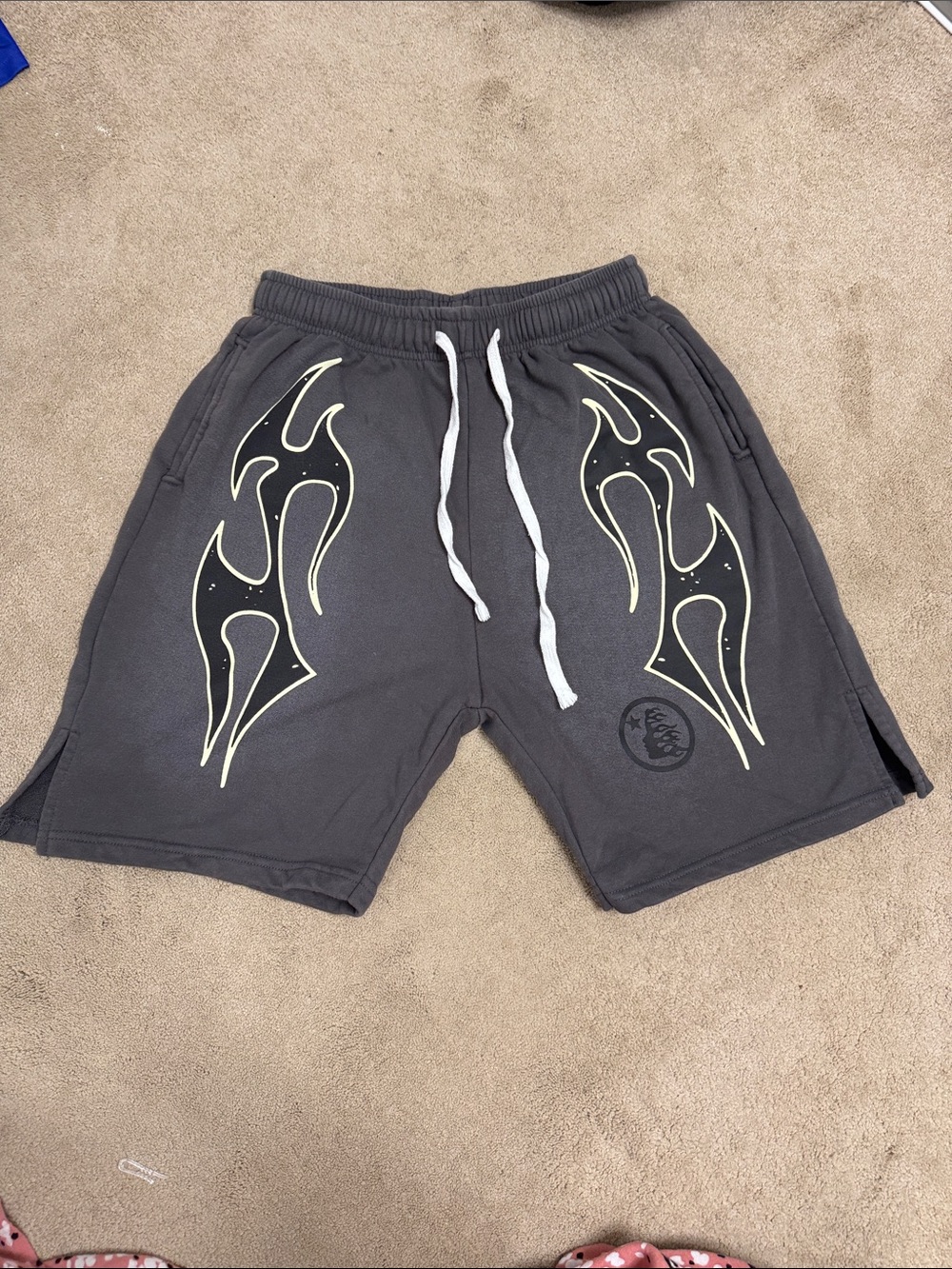 Men's Hellstar replica Graphic Drawstring Shorts in Charcoal